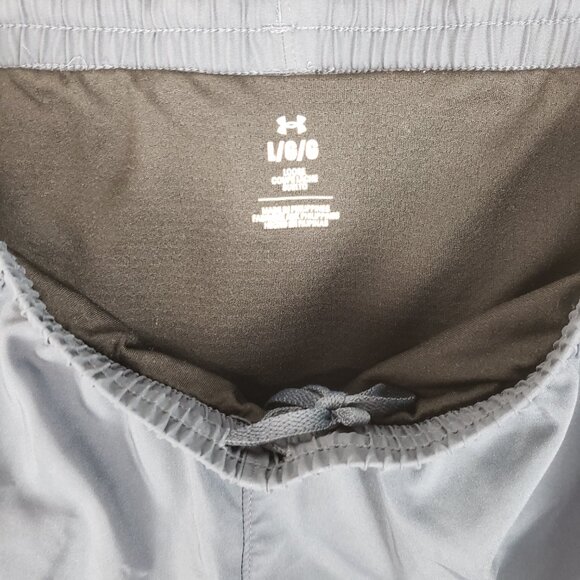 Under Armour Fly-By 3" Shorts Loose Gray Athletic Lightweight Womens Size Large - Picture 5 of 8